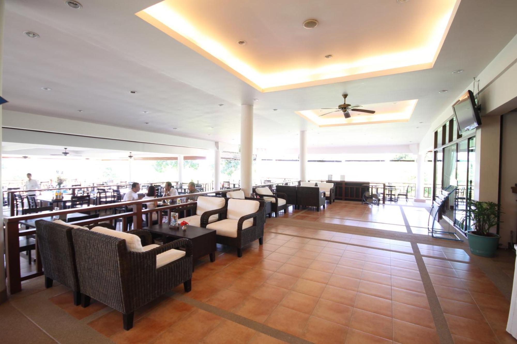 Ban San Sai Mae Jo Golf Resort & Spa מראה חיצוני תמונה